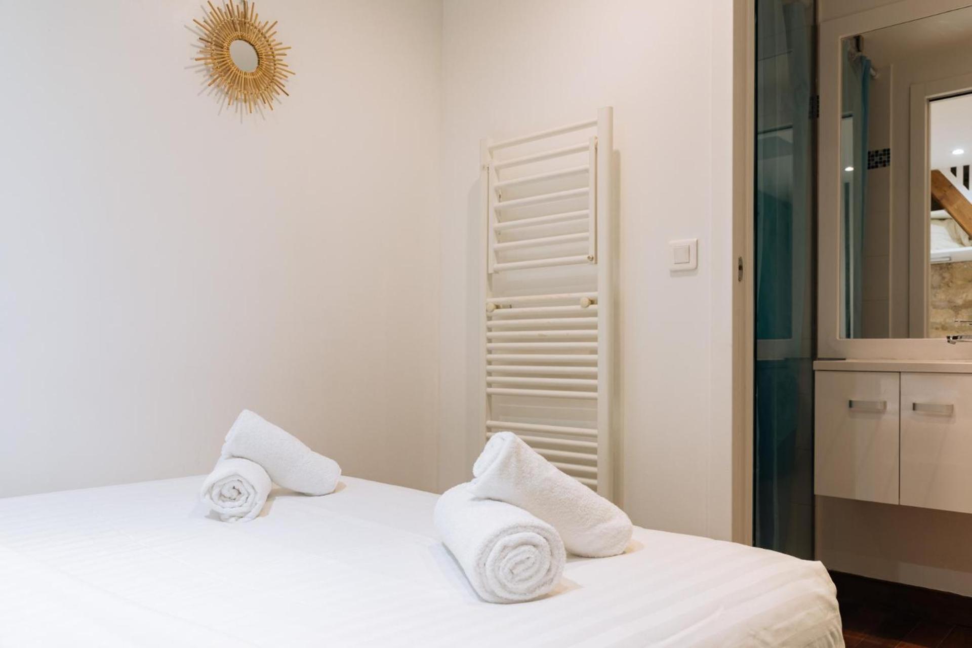 Modern 1 Bedroom Apartment Near Eiffel Tower Parigi Esterno foto